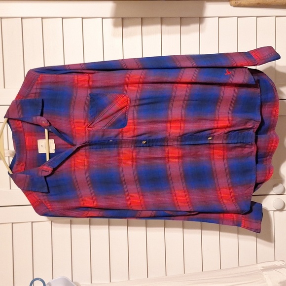 American Eagle polo button-up blue and red plaid top Sz M EUC - Picture 1 of 4